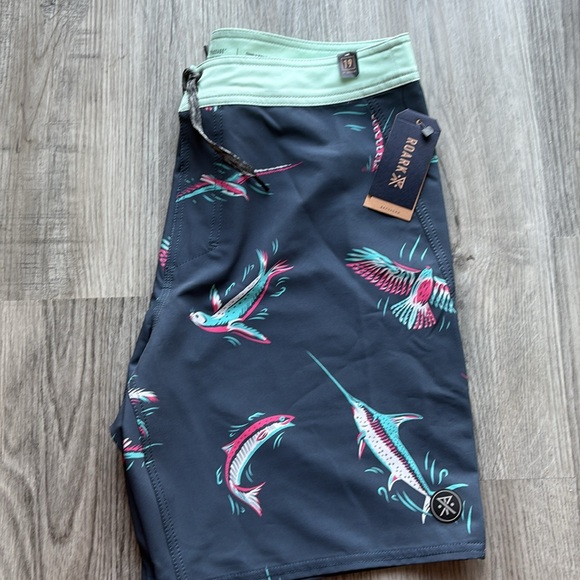 Men’s Roark Passage Mariner Navy Boardshorts Size 32 NWT - Picture 13 of 13